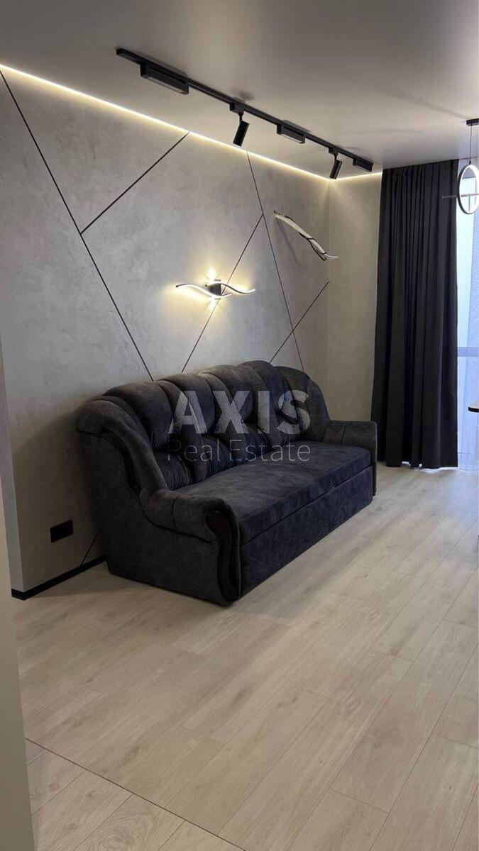 2k apartment vul. Pivnichno-Syrec'ka 10
