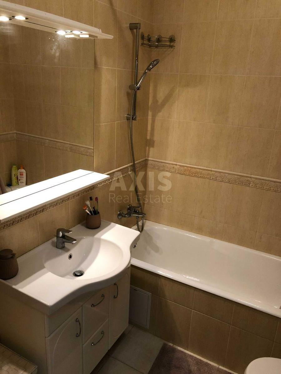 1k apartment vul. Antonovycha 395