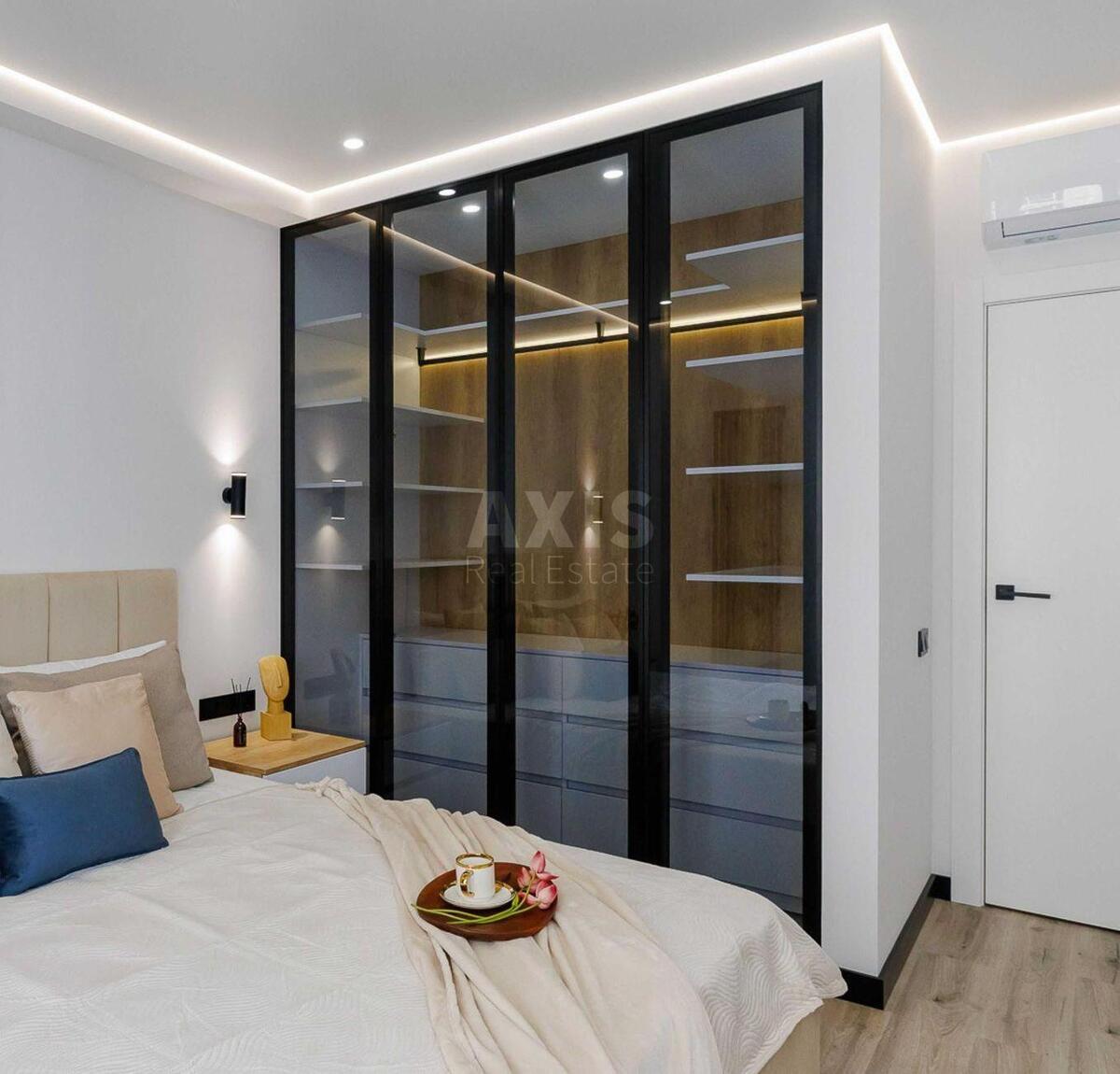 1k apartment vul. Myhajla Maksymovycha 244
