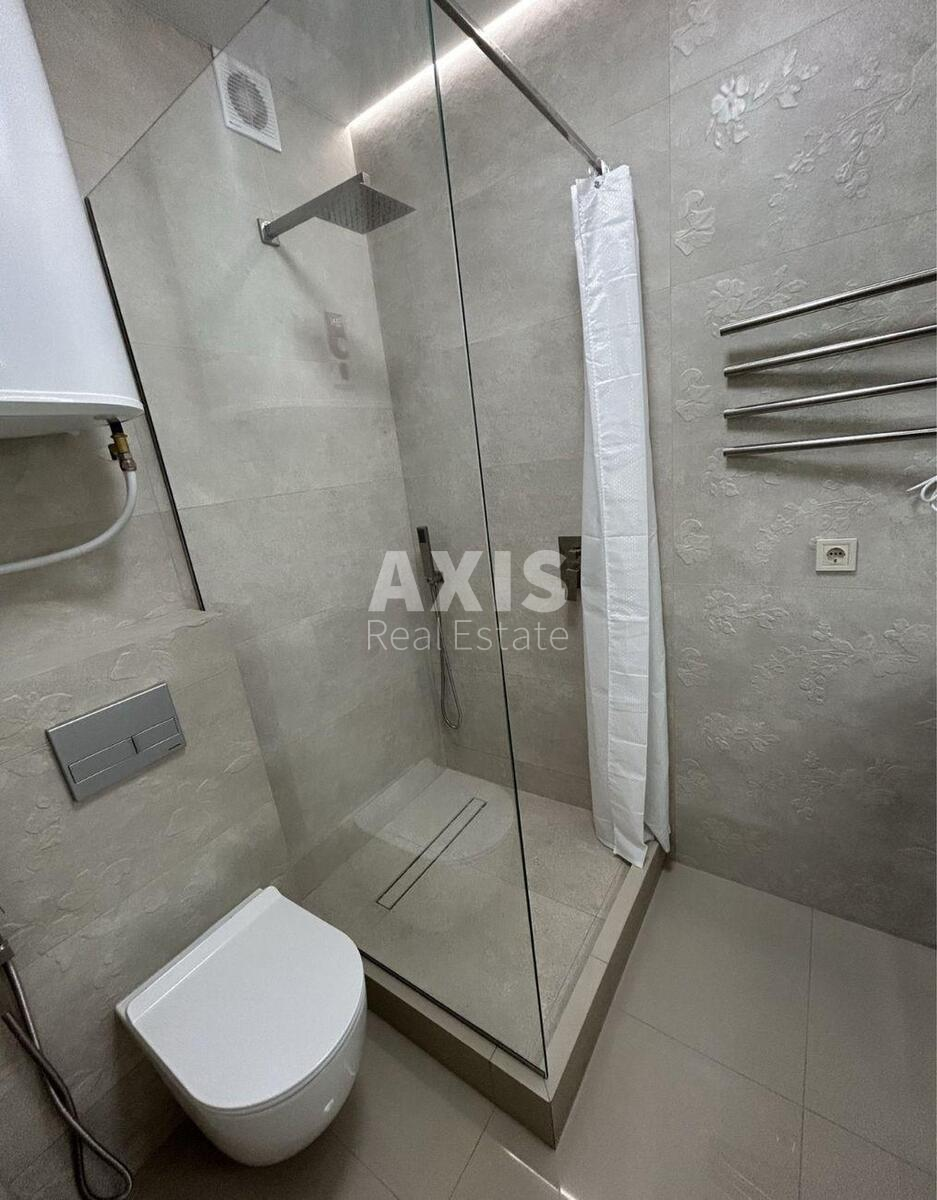 2k apartment vul. Glybochyc'ka 737