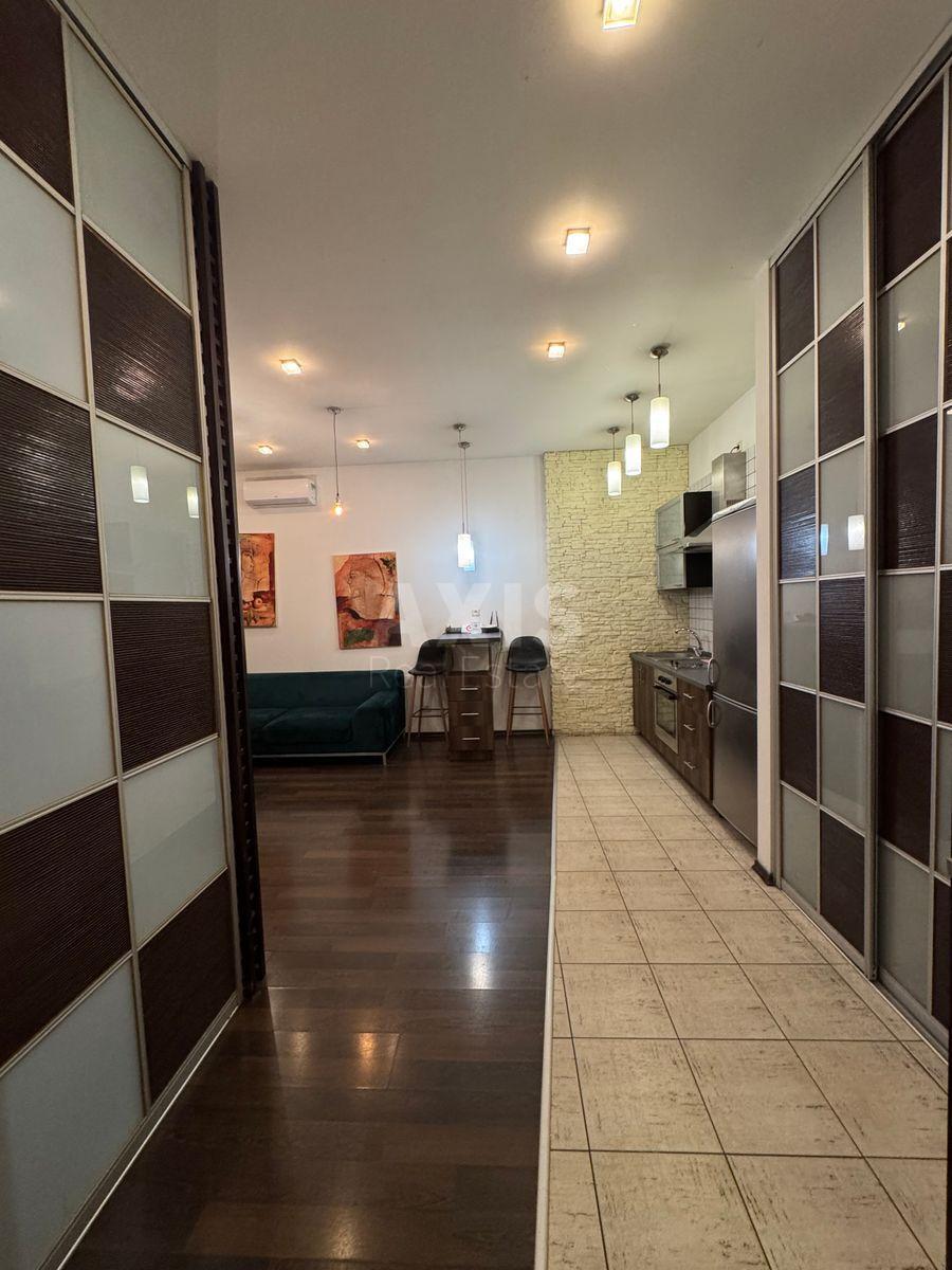 1k apartment bul. Lesi Ukrai'nky 63