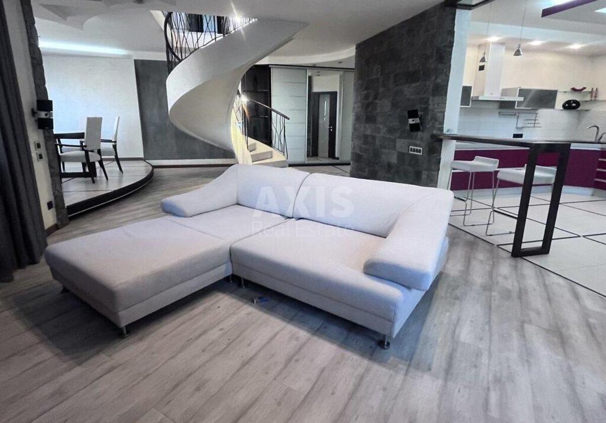 3k apartment vul. Ahmatovoi' Anny 13Г595023