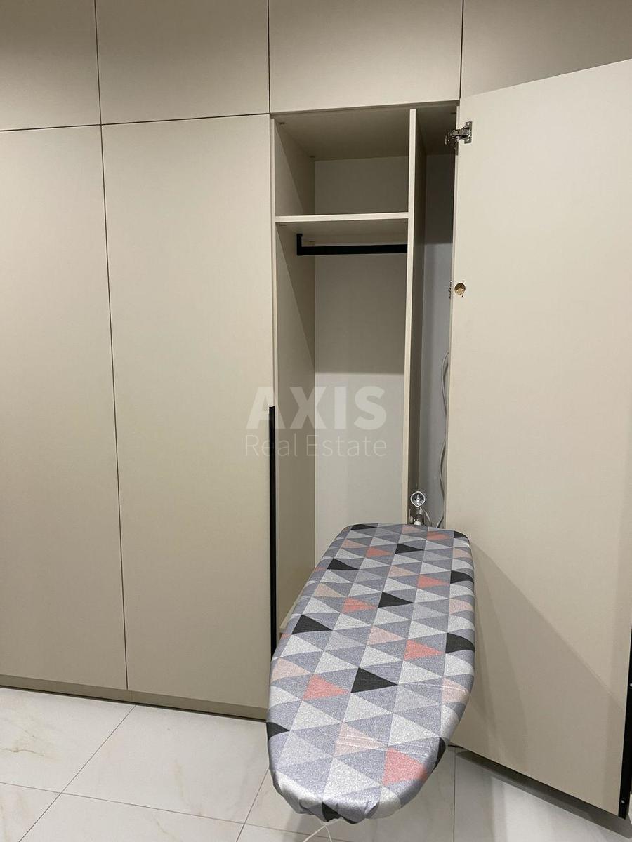 2k apartment vul. Revuc'kogo 408