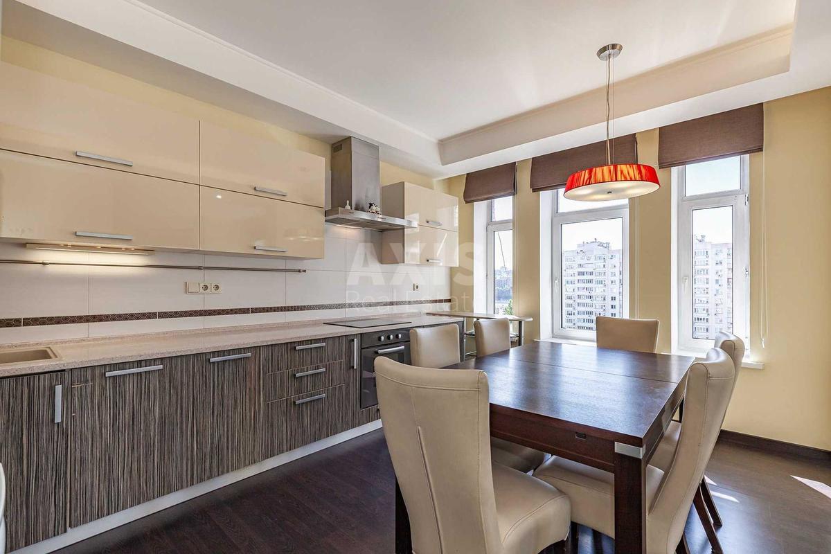 3k apartment vul. Saksagans'kogo 68/21