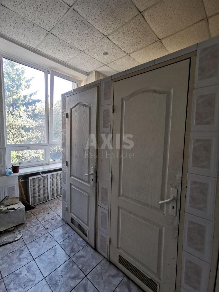Офис ул. Довженко 1, 150м211