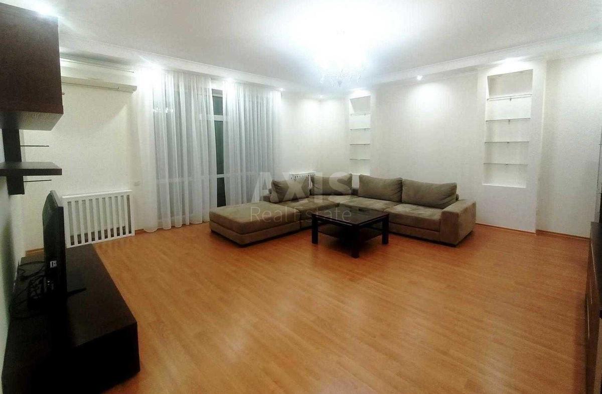 4k apartment vul. Dmytrivs'ka 56Б1