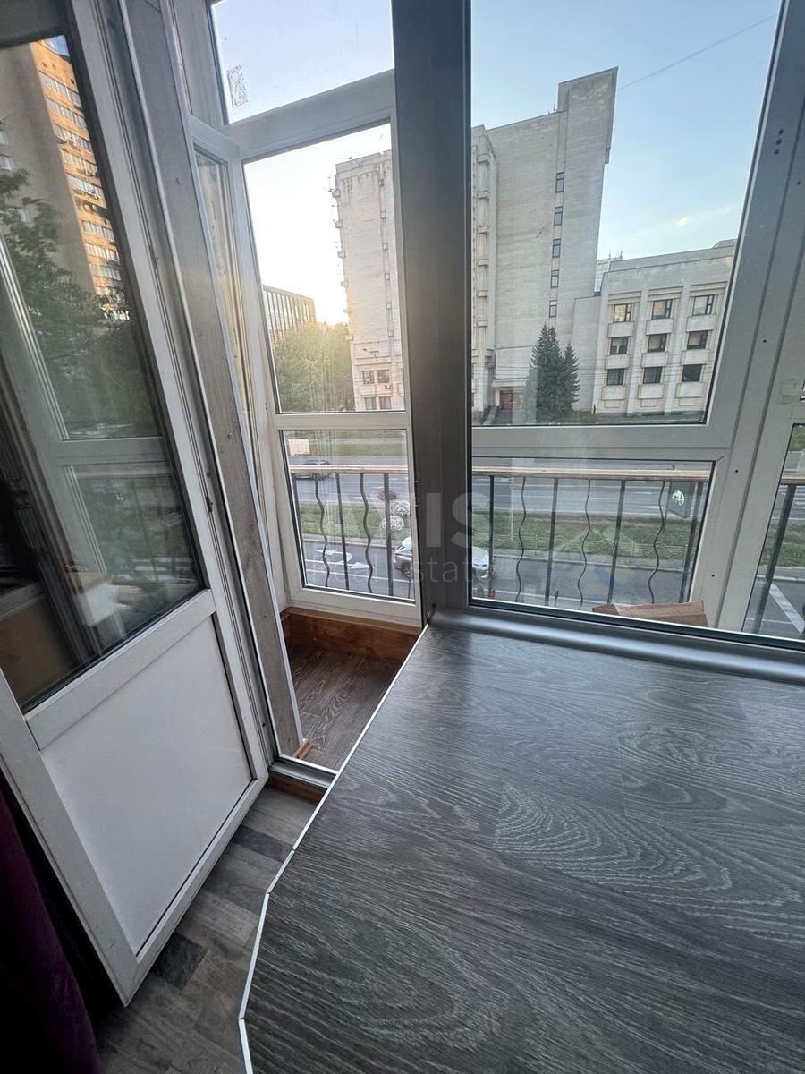 1k apartment vul. Henerala Almazova 9629904