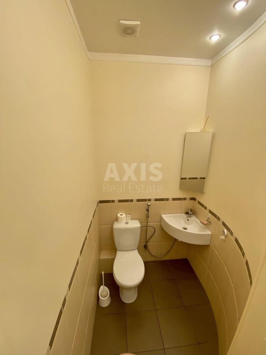 3k apartment vul. Pavlivs'ka 176