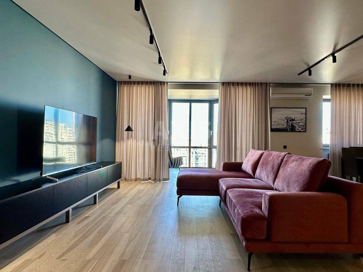 3k apartment vul. Tymoshenka Marshala 296