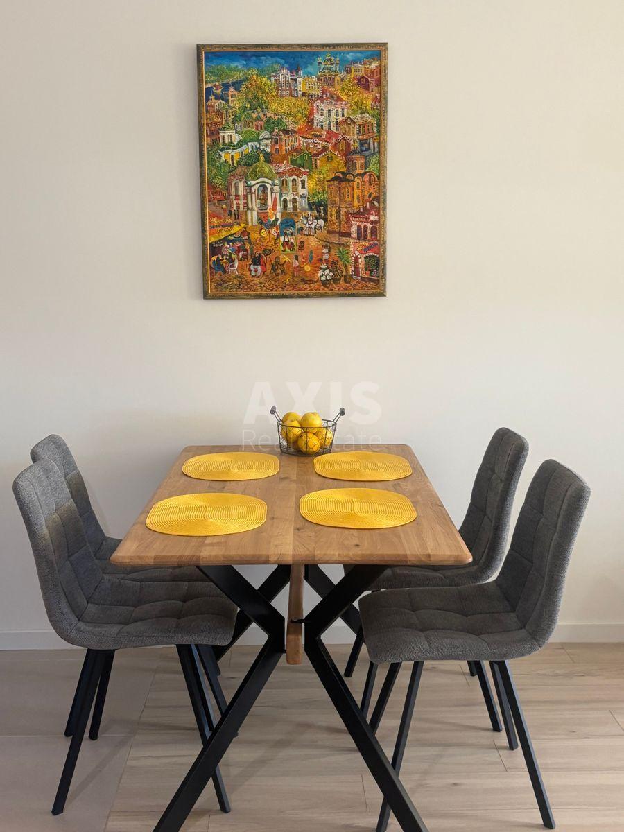 2k apartment pr-t Peremogy 11589552