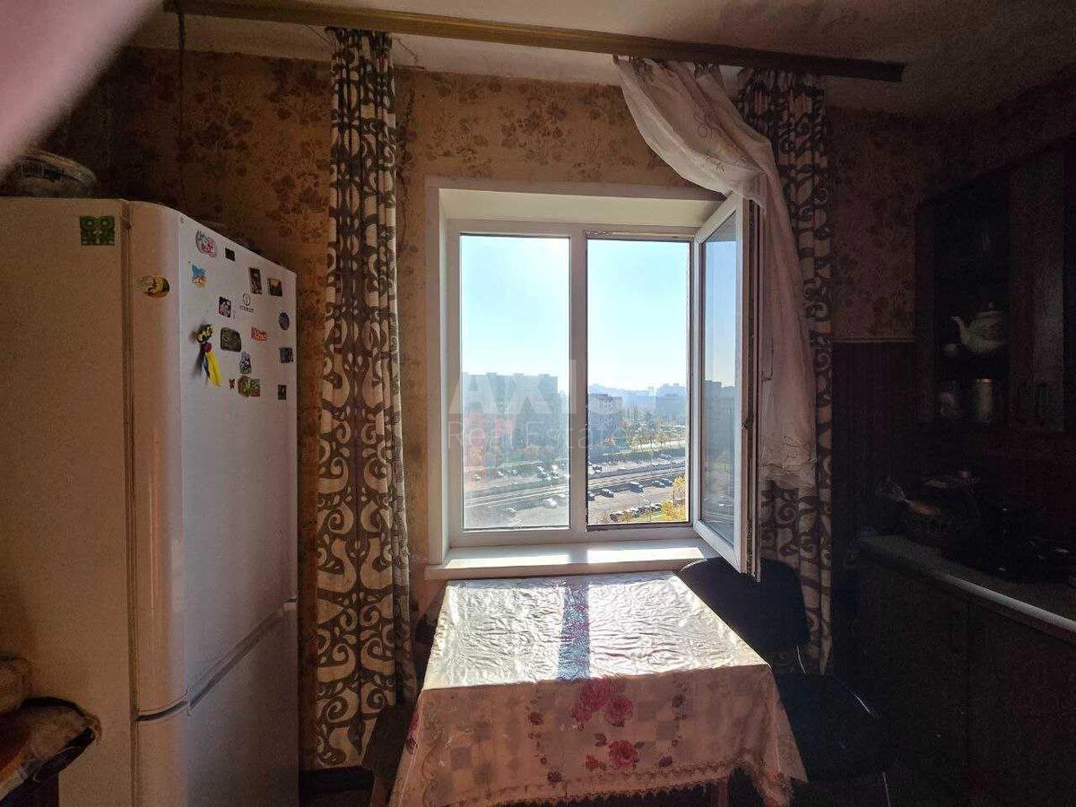 2k apartment vul. Saburova Oleksandra 5