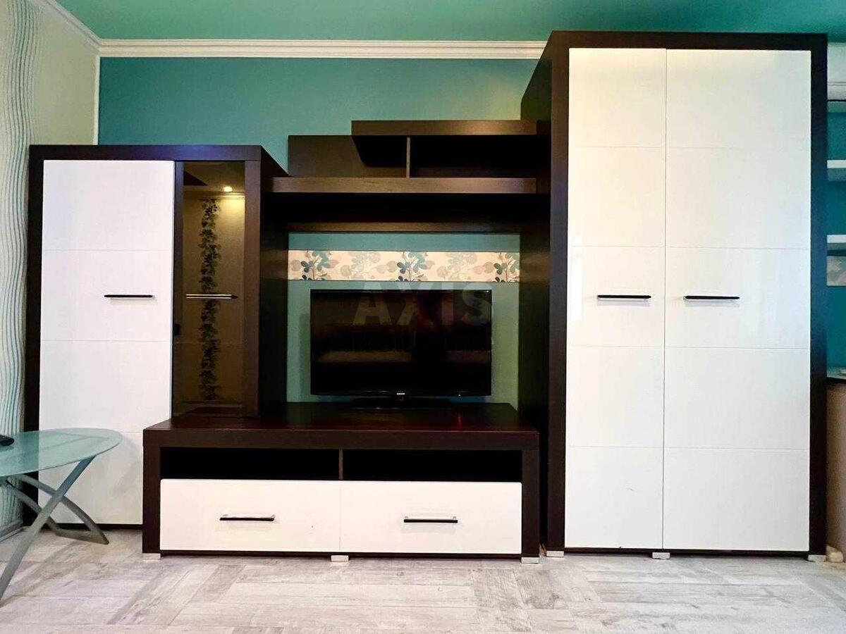 2k apartment vul. Lobanovs'kogo 142