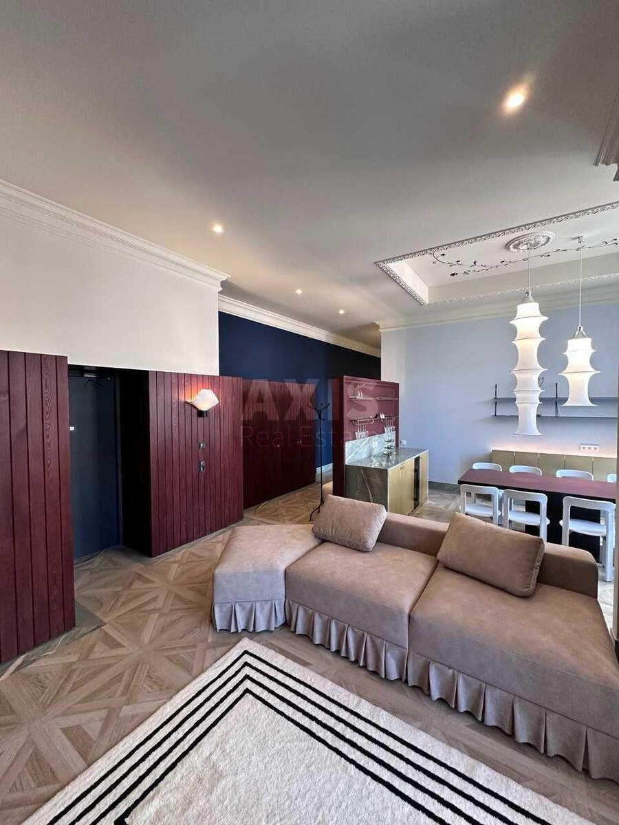 Office vul. Rustaveli Shota 15Б, 135m24