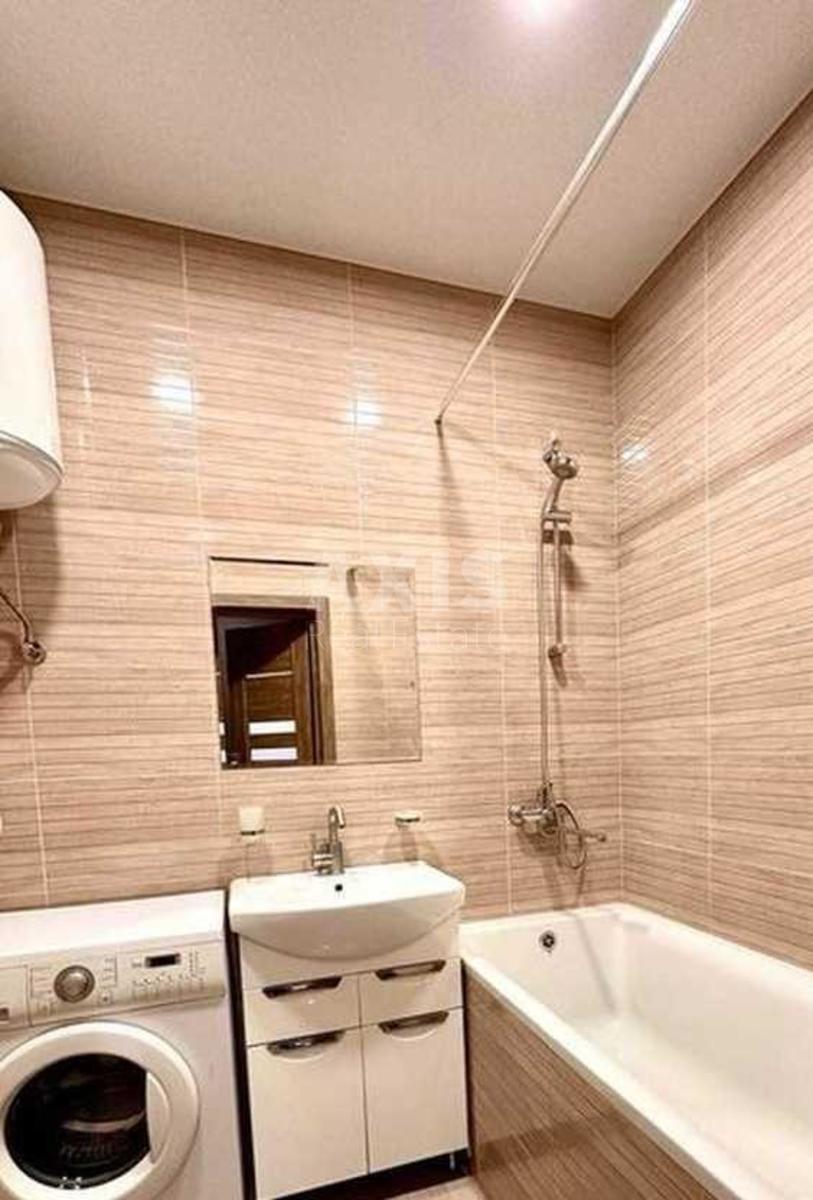 1k apartment vul. L'vivs'ka 157