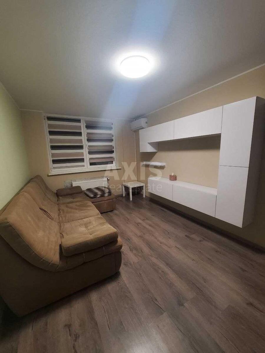1k apartment vul. Krushel'nyc'koi' Solomii' 131
