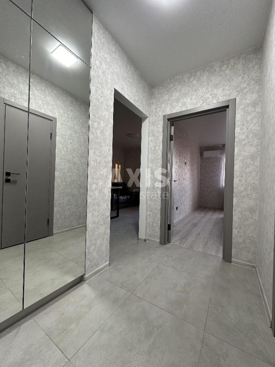 1k apartment pr-t Povitryanykh Syl 56440186