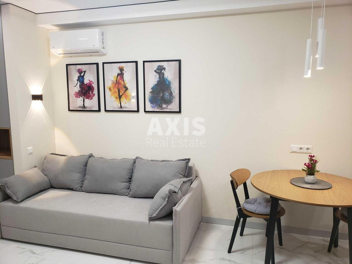1k apartment vul. Myhajla Maksymovycha 245