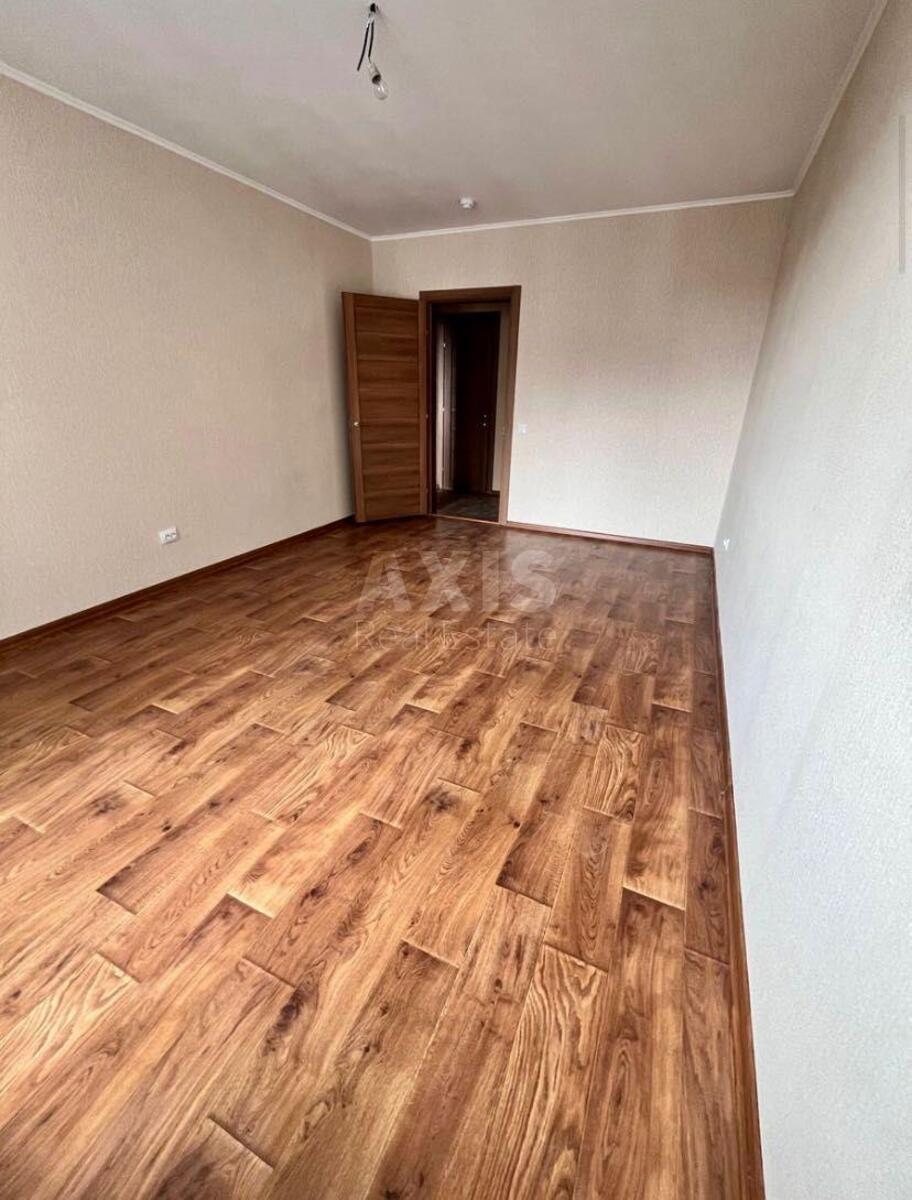 3k apartment vul. Elektrotehnichna 43601071