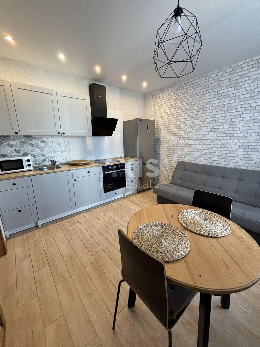 1k apartment vul. Zarichna 3А