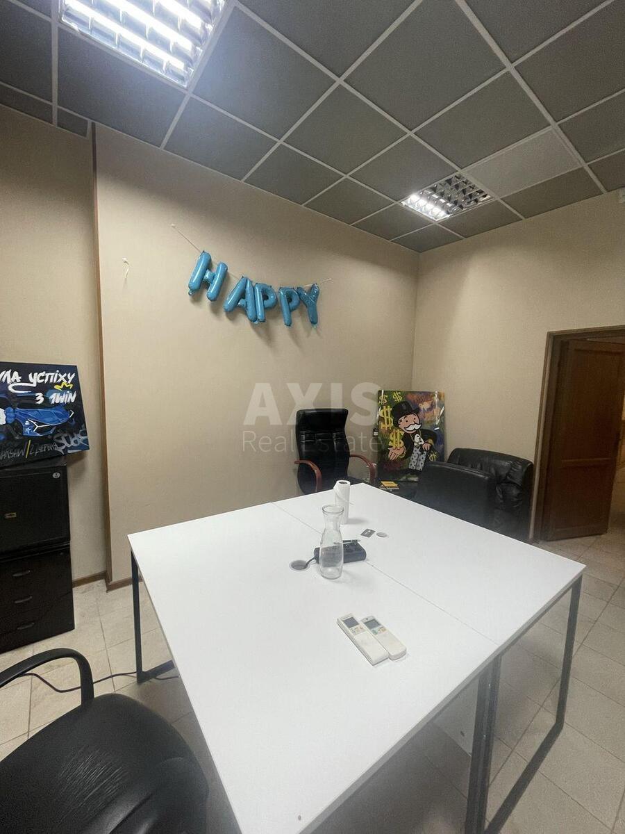 Office vul. Hmel'nyc'kogo Bogdana 57, 37m20