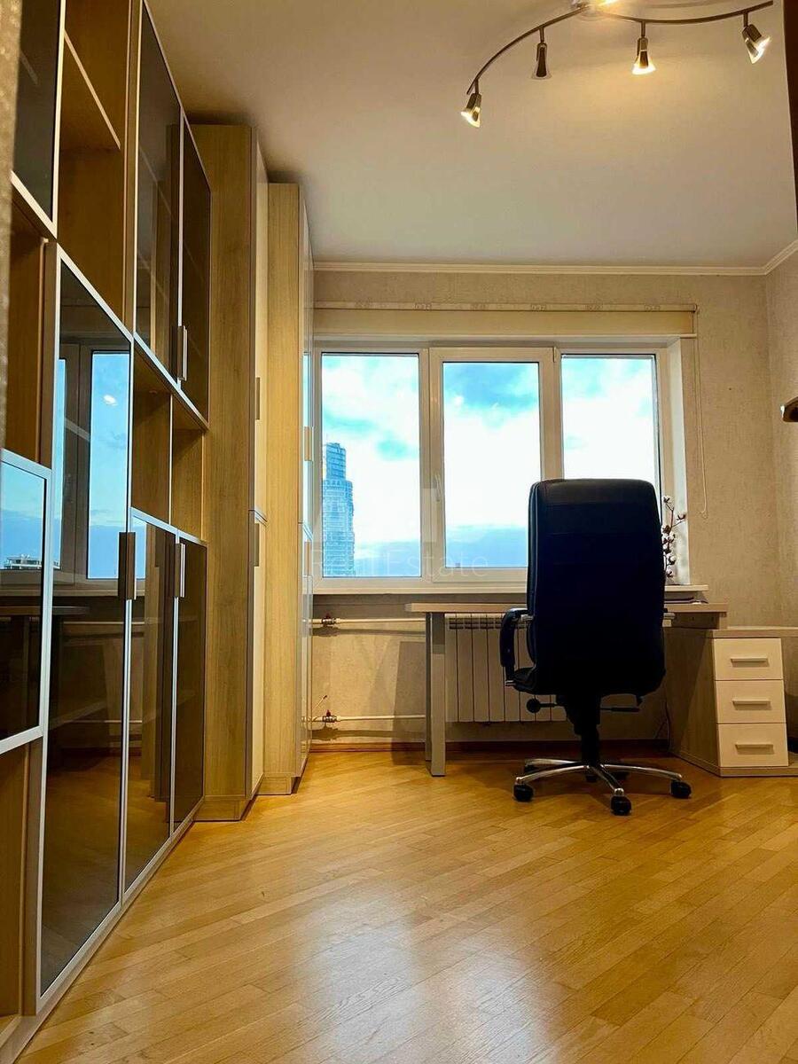 3k apartment vul. Panasa Myrnogo 11601689