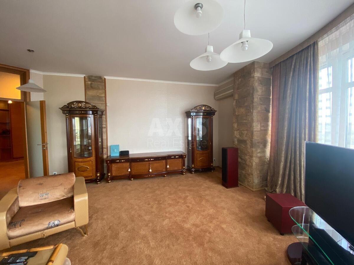 4к квартира ул. Старонаводницкая 13569981