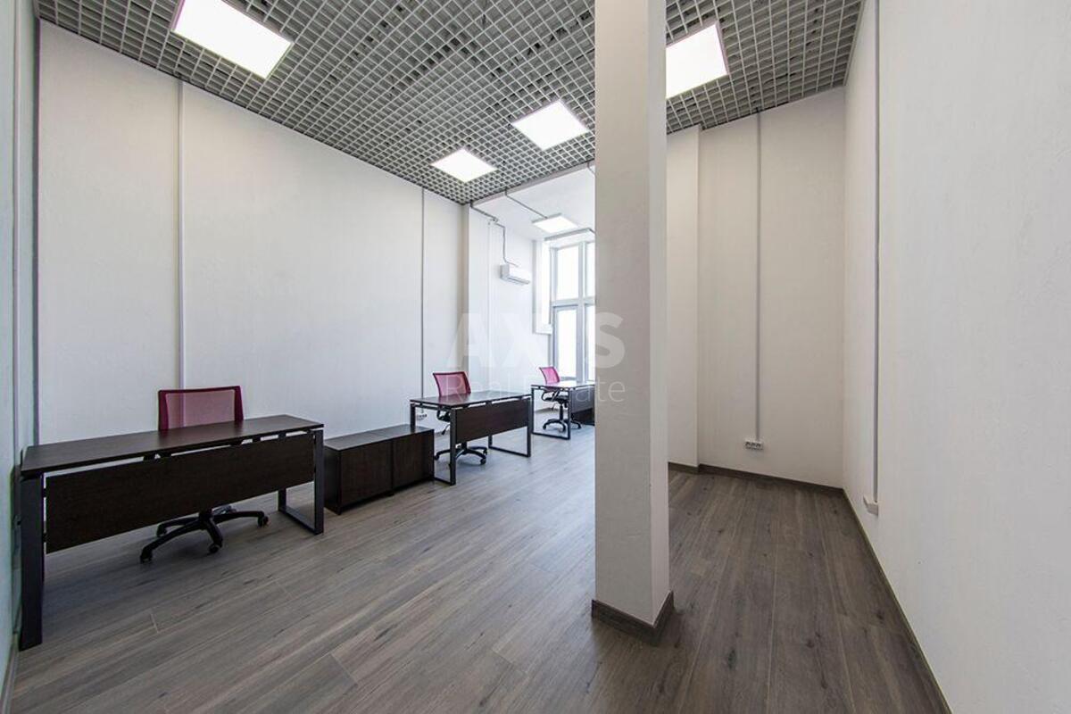 Office vul. Saksagans'kogo 121А, 42m2568892