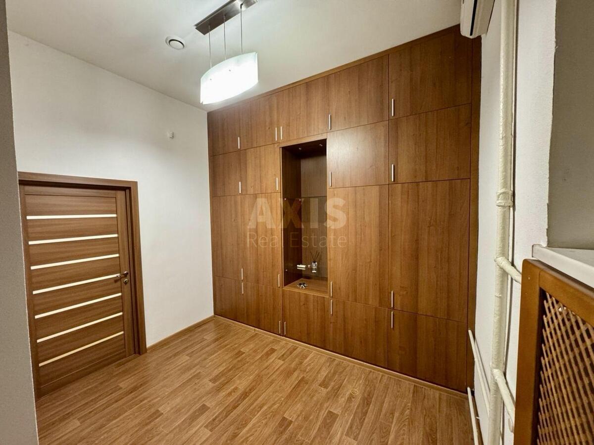 Office vul. Majborody Platona 23, 60m2613646