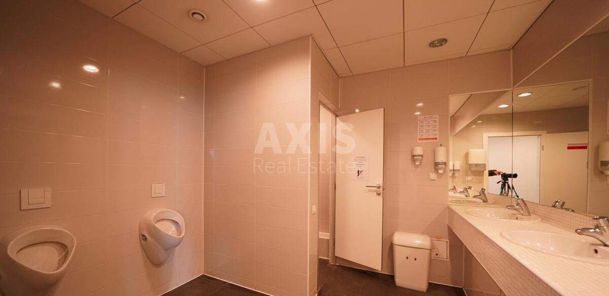 Office vul. Novokostjantynivs'ka 18, 1600m27