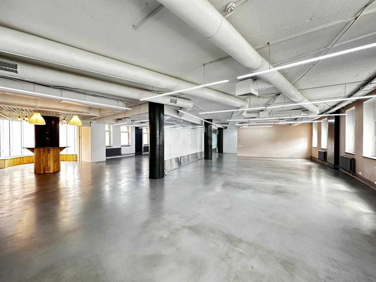 Office bul. Lesi Ukrai'nky 23Б, 400m2567420
