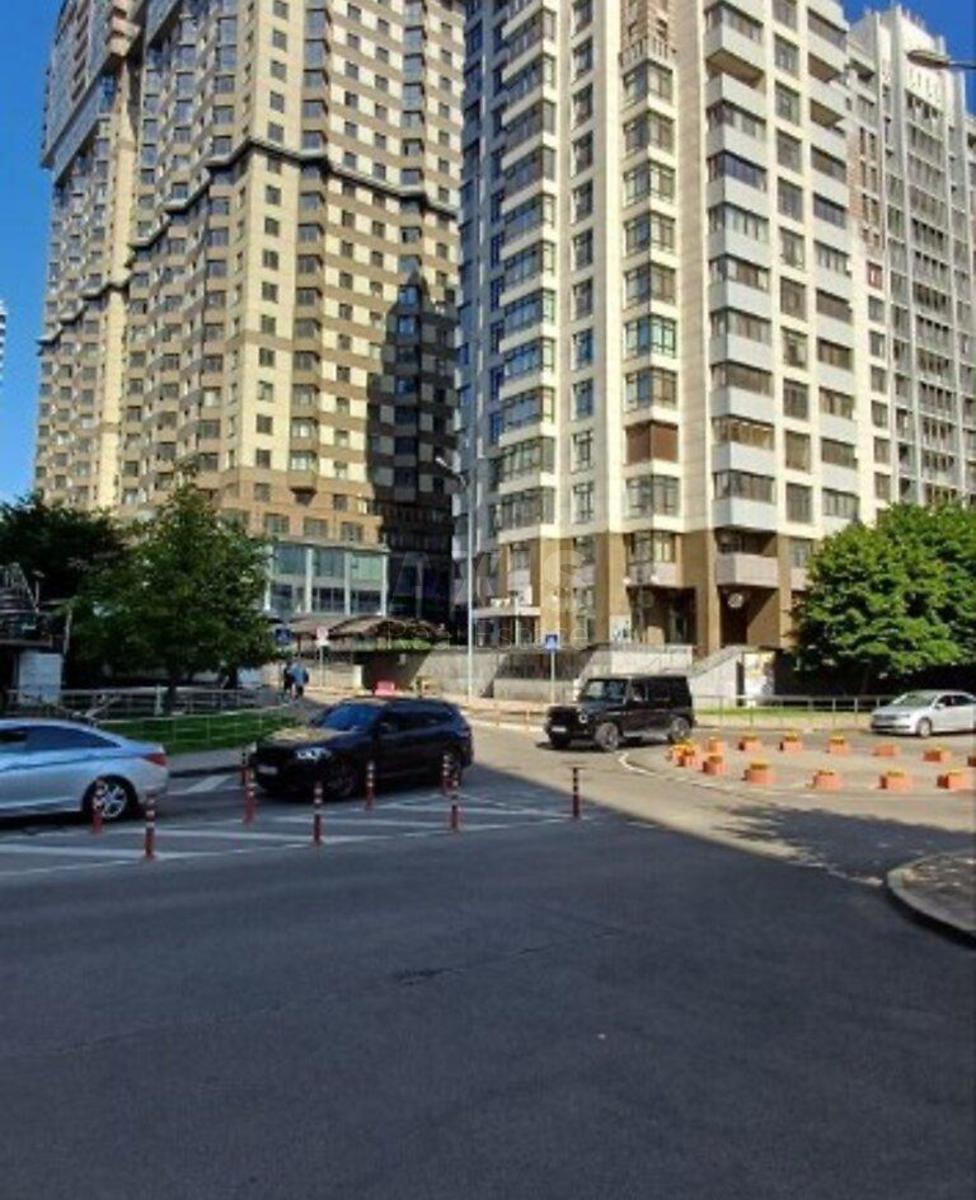 2k apartment vul. Dragomyrova Myhajla 14А4