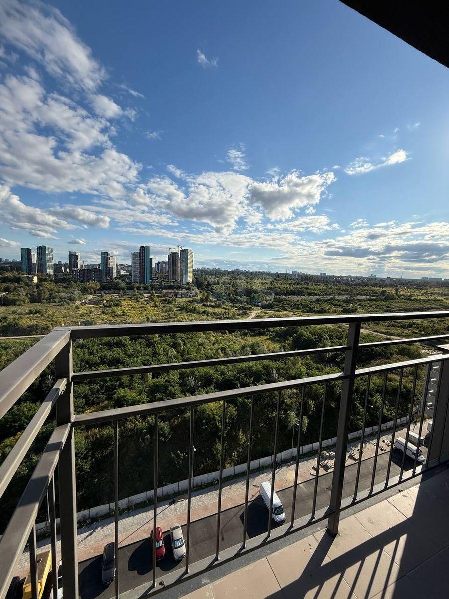 4k apartment vul. Rodyny Kristeriv 145813519
