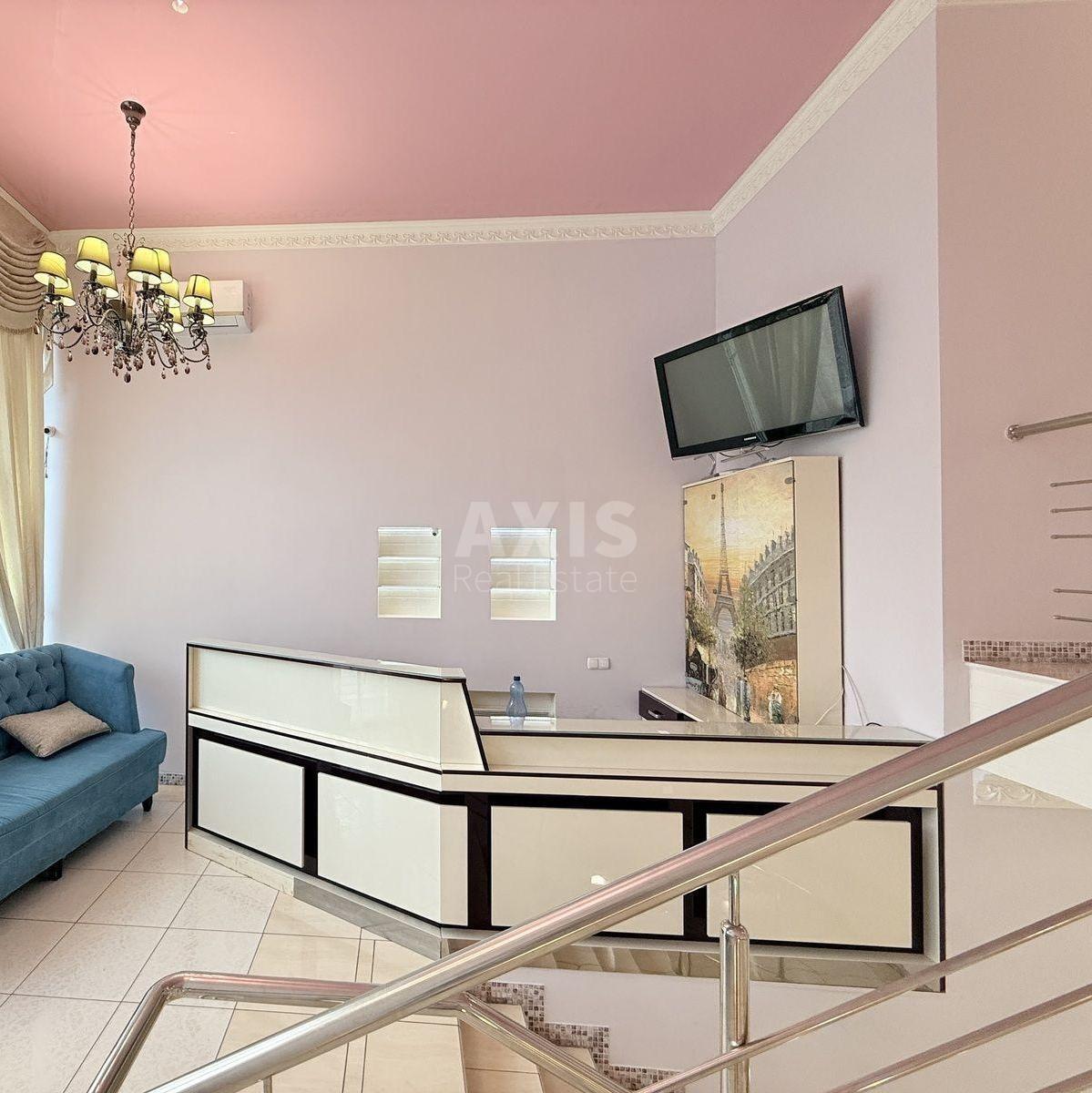 Объект торговли пр-т Владимира Ивасюка 4, 212м2617061