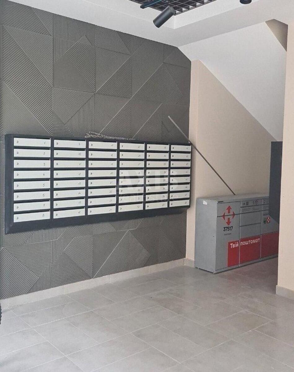 2k apartment vul. Metrologichna 107В575846
