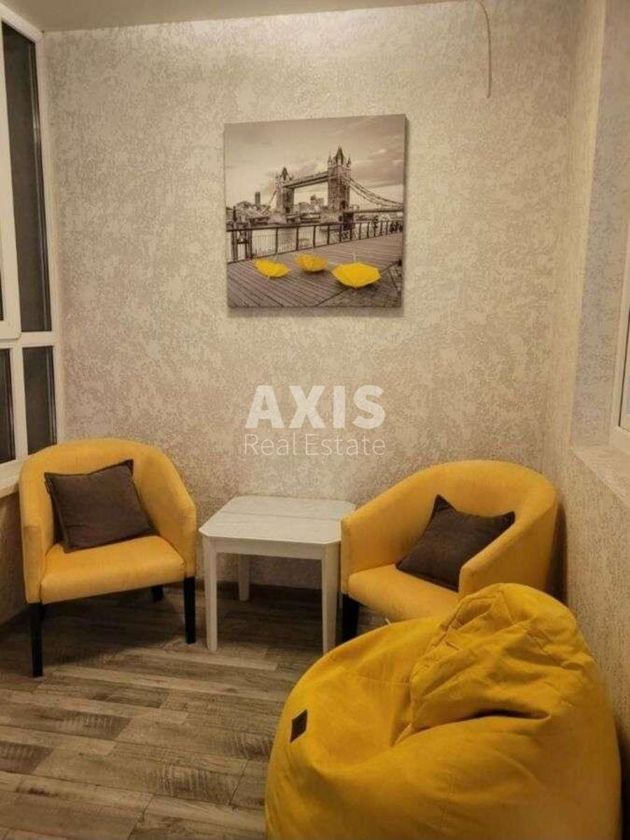 2k apartment vul. Mel'nykova 51Б231655