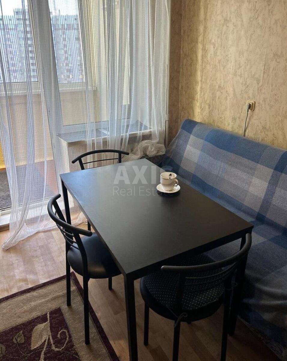 1k apartment vul. Oleny Pchilky 2Б620761