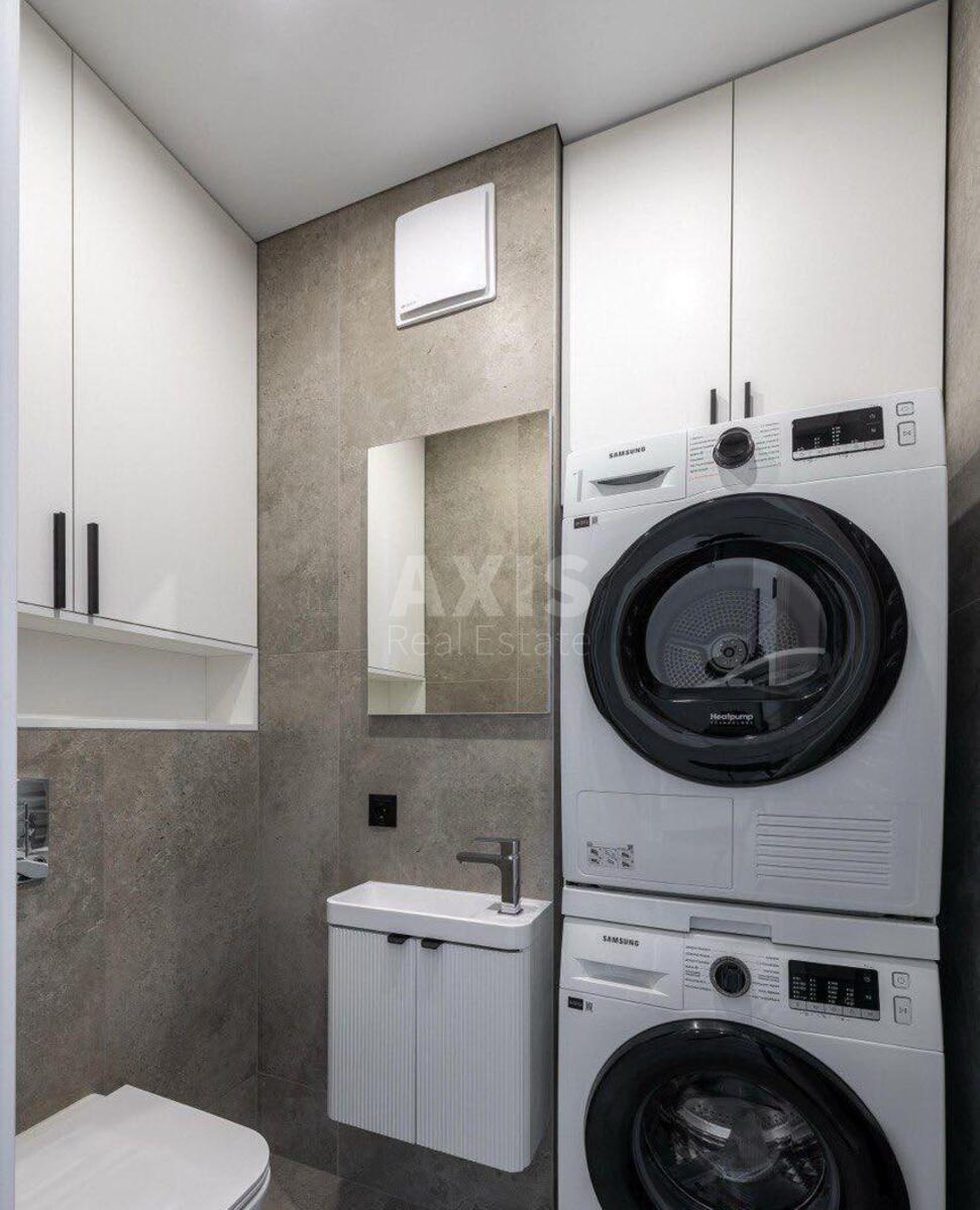 3k apartment vul. Grechka Marshala 448