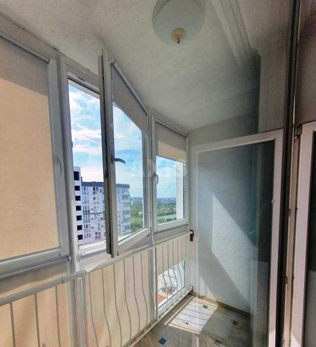 2k apartment vul. Dragomanova 2А4