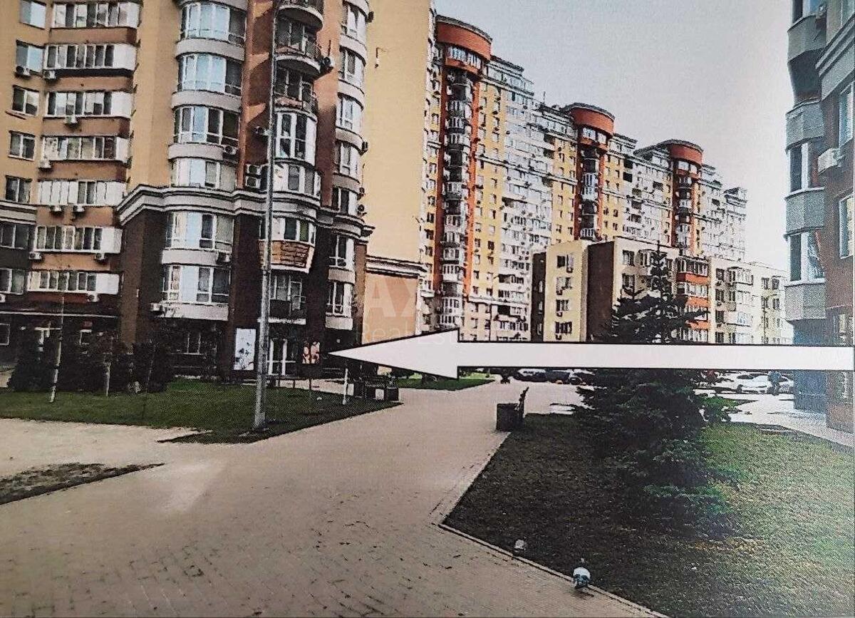 Trade object vul. Symonenka Vasylja 5, 130m2