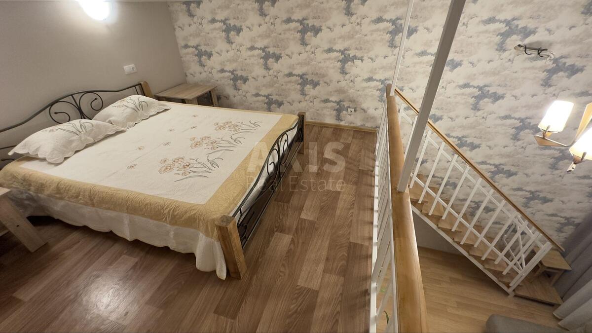 2к квартира ул. Саксаганского 696369315