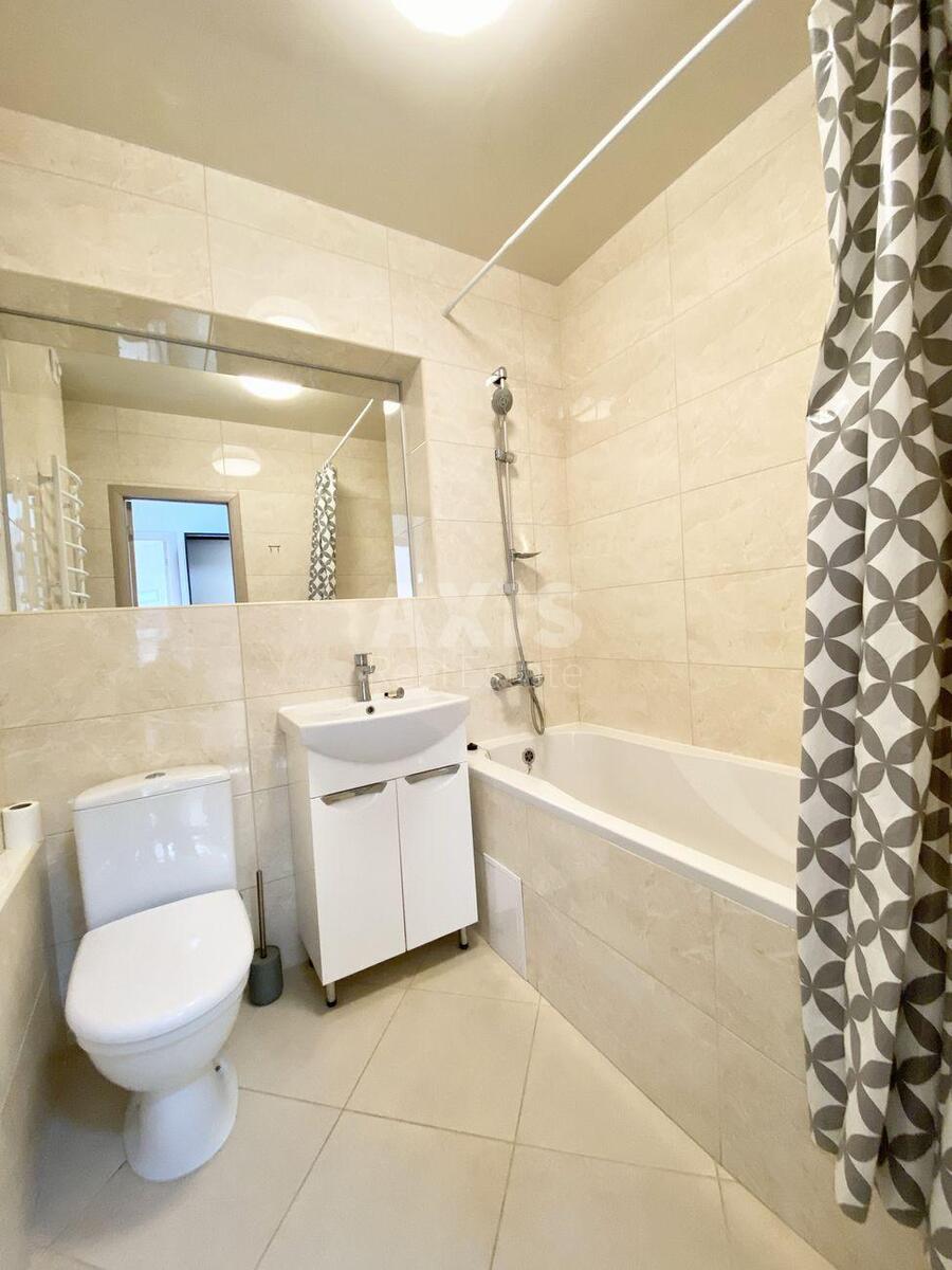 1k apartment vul. Petra Kalnyshevs'kogo 146