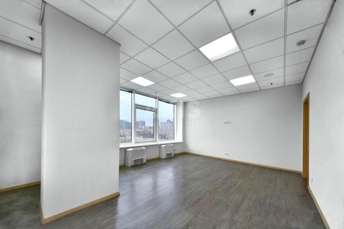 Office vul. Antonovycha 172, 320m2593780
