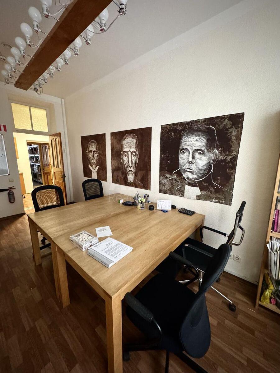 Office vul. Naberezhno-Lugova 12, 180m263448