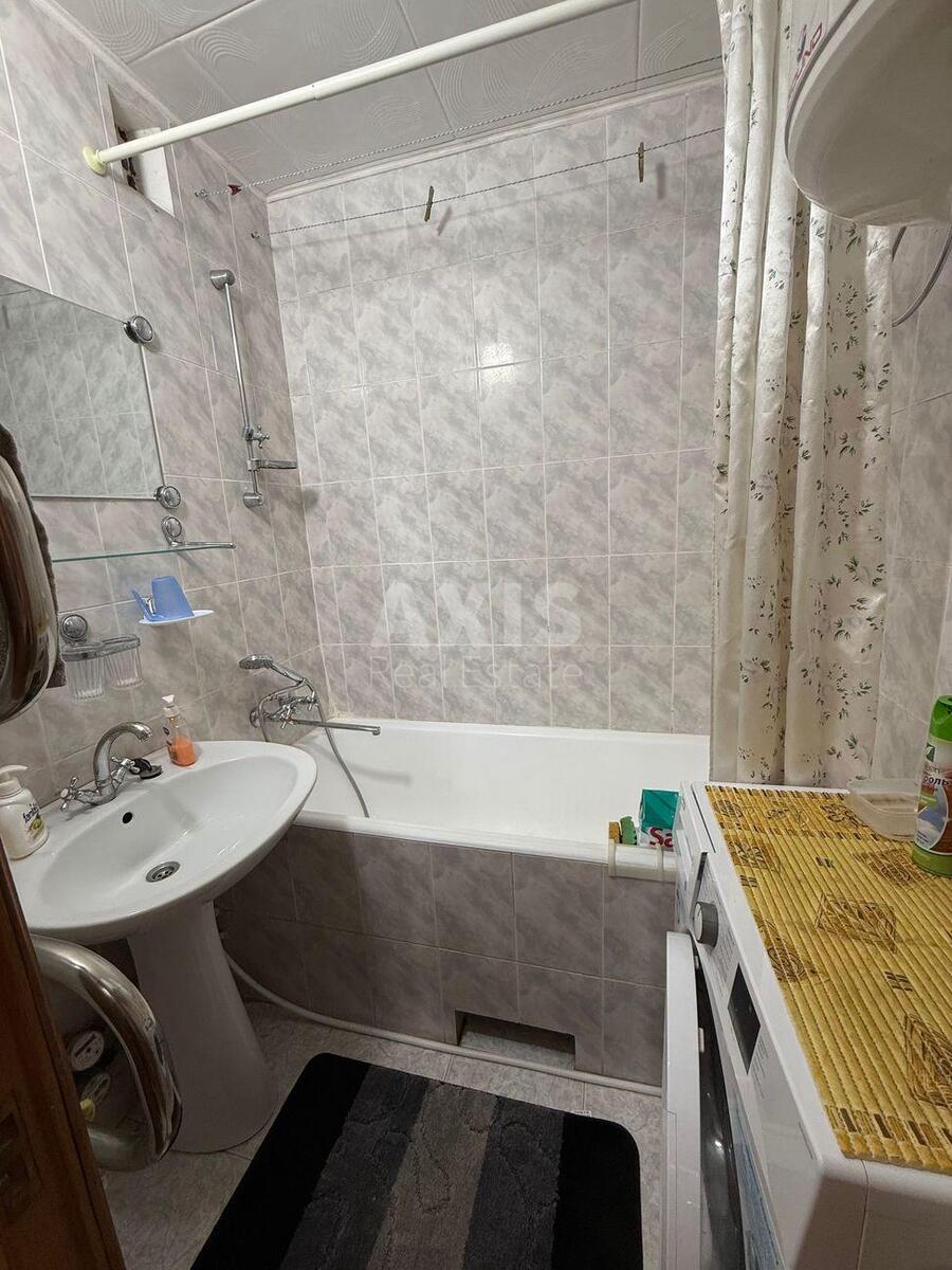 2k apartment pr-t Bazhana Mykoly 94