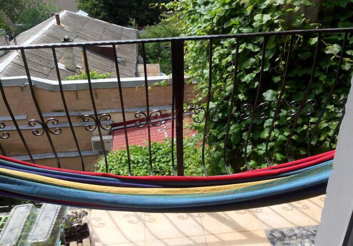 1k apartment vul. Skoropads'kogo Pavla 17Б628136