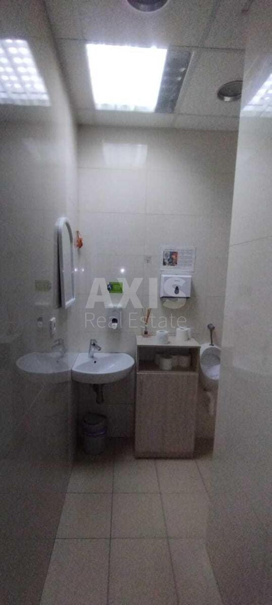 Office vul. Myhajlivs'ka 15/1Б, 385m2629751