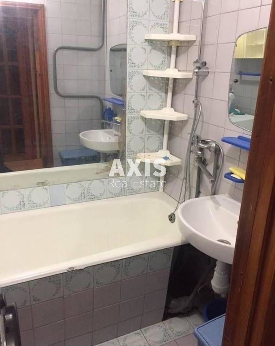 3k apartment vul. Antonovycha 1602