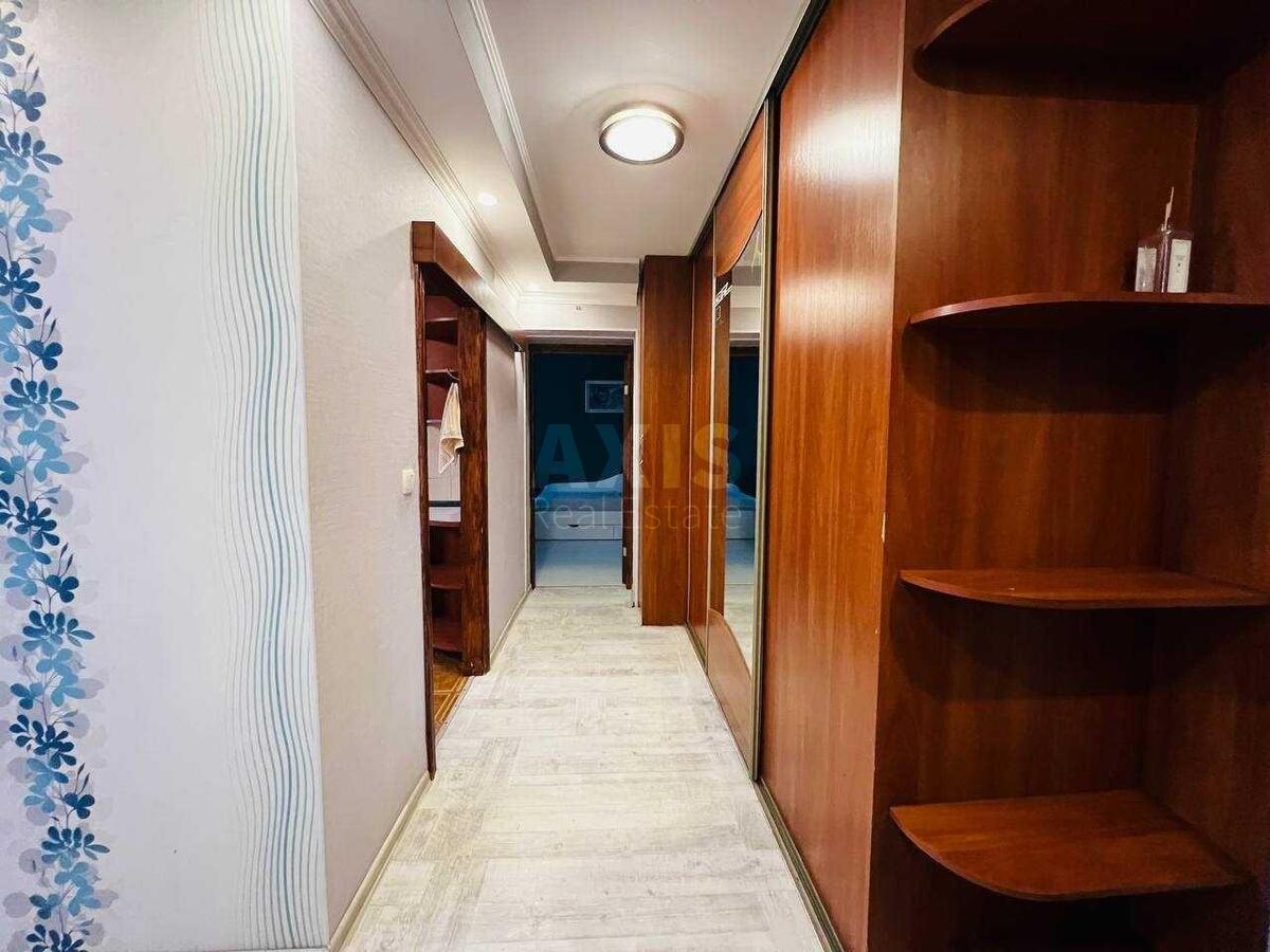 2k apartment vul. Lobanovs'kogo 143