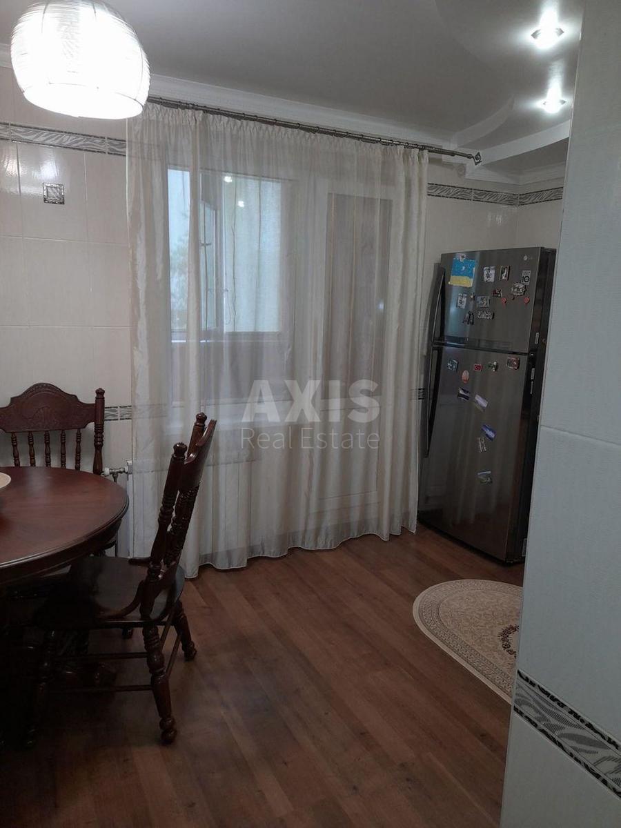 2k apartment vul. Urlivs'ka 341