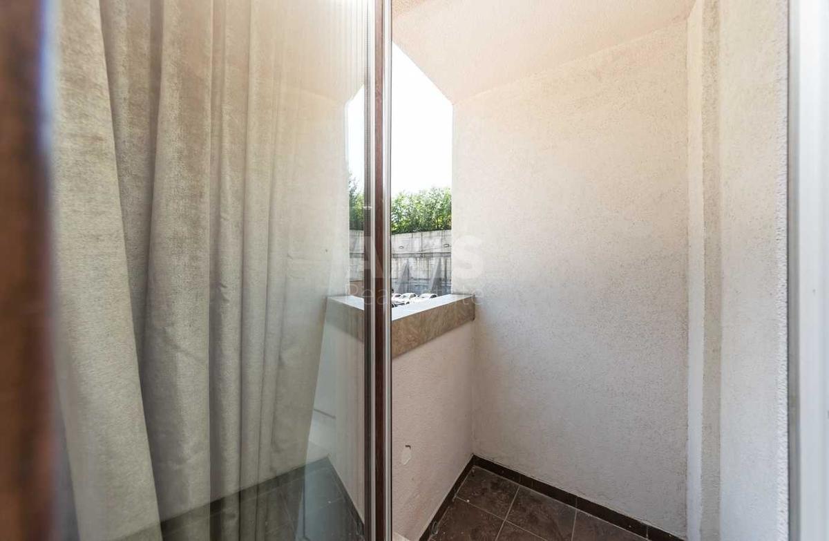 2k apartment vul. Glybochyc'ka 134